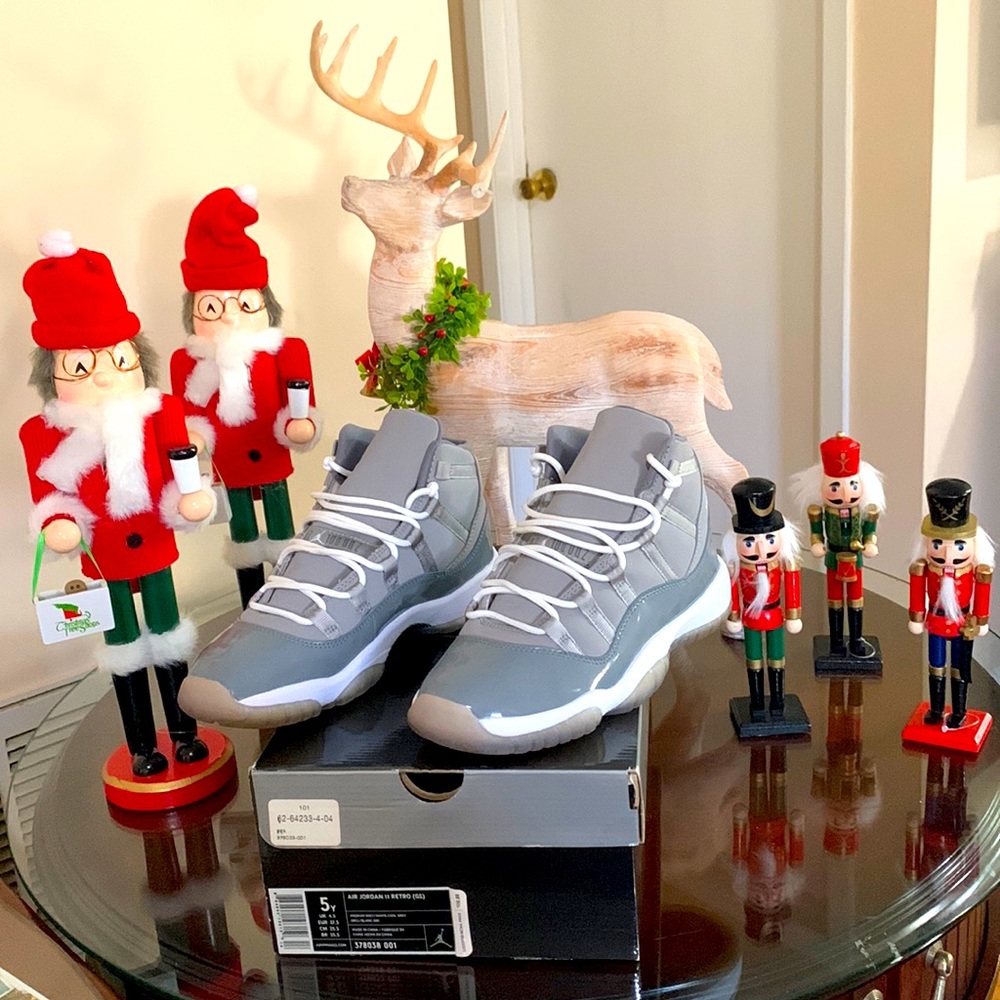AIR JORDAN 11 RETRO (GS) COOL GREY